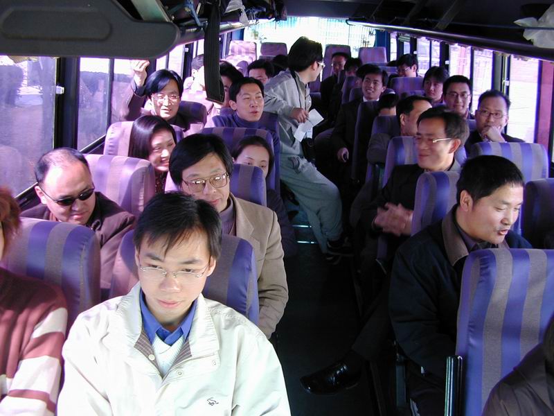 去十三陵的车上