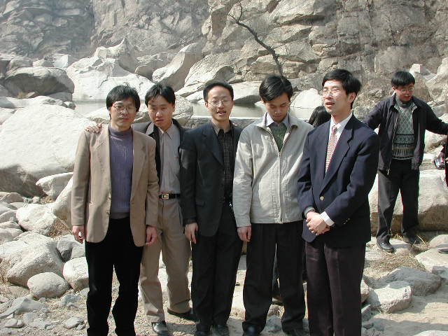 合影 - 小辉在干嘛呢？