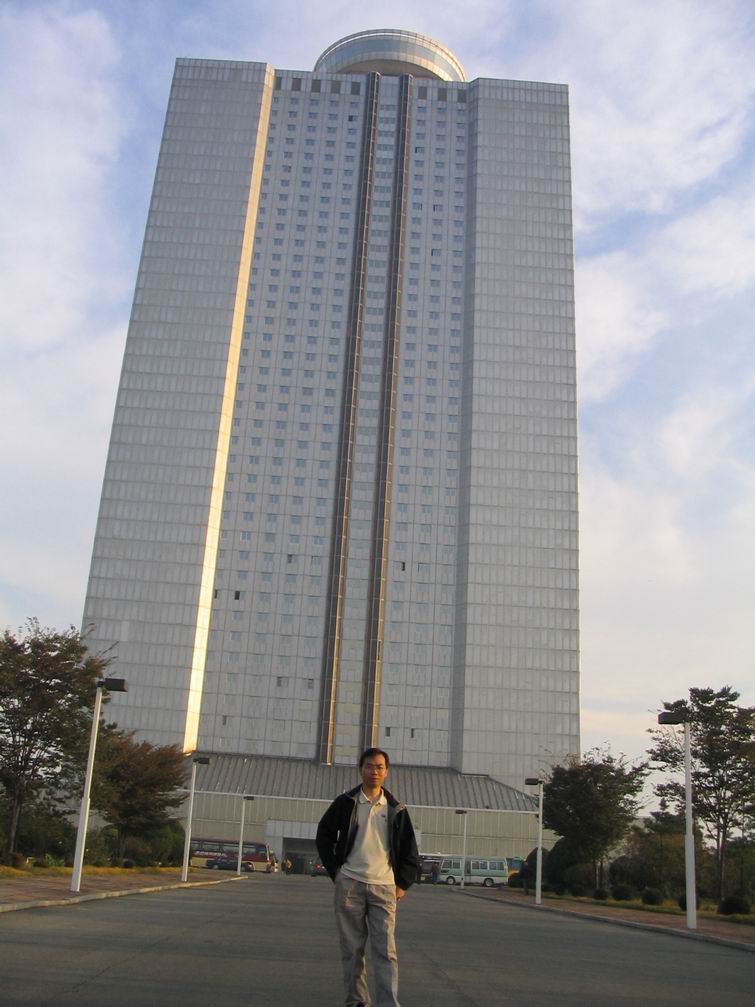 雄伟的羊角岛饭店